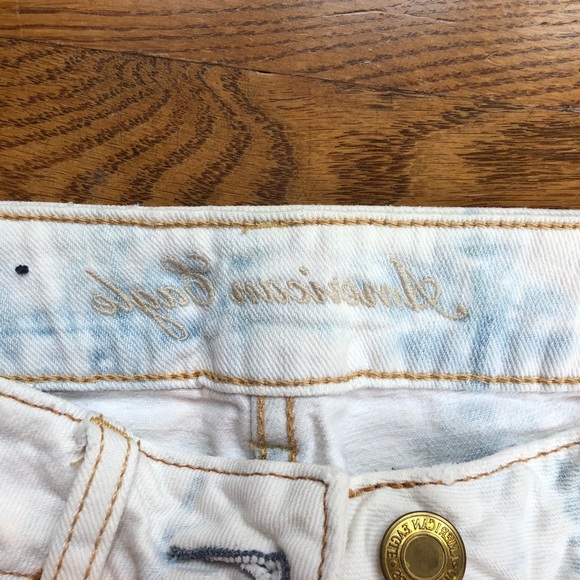 5 for $25 - AE White Tie-Dye Denim Shorts - Picture 5 of 5